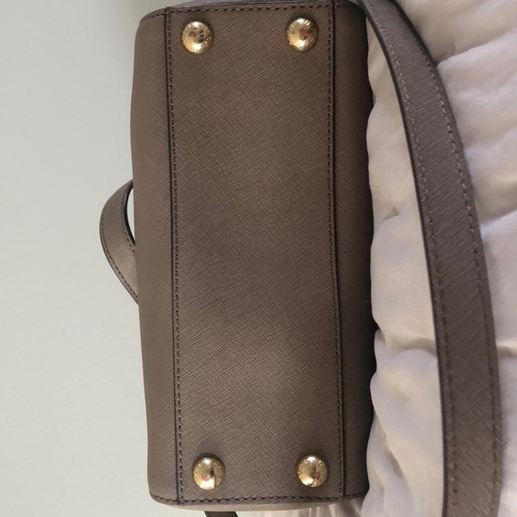 Michael Kors Cynthia - Picture 2 of 3